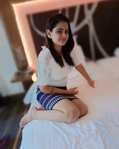 Escort Service In Periyakulam